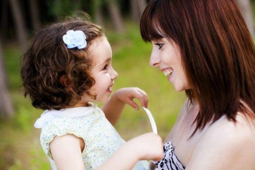 toddler-mom-eye-contact-660x440